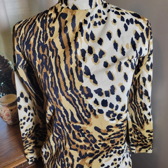 VINTAGE 60'S "AVANT GARDE" MOD NYLON ANIMAL PRINT TURTLENECK - Picture 2 of 9